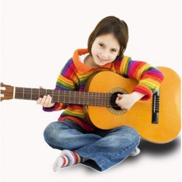 Clases-de-guitarra-para-niños